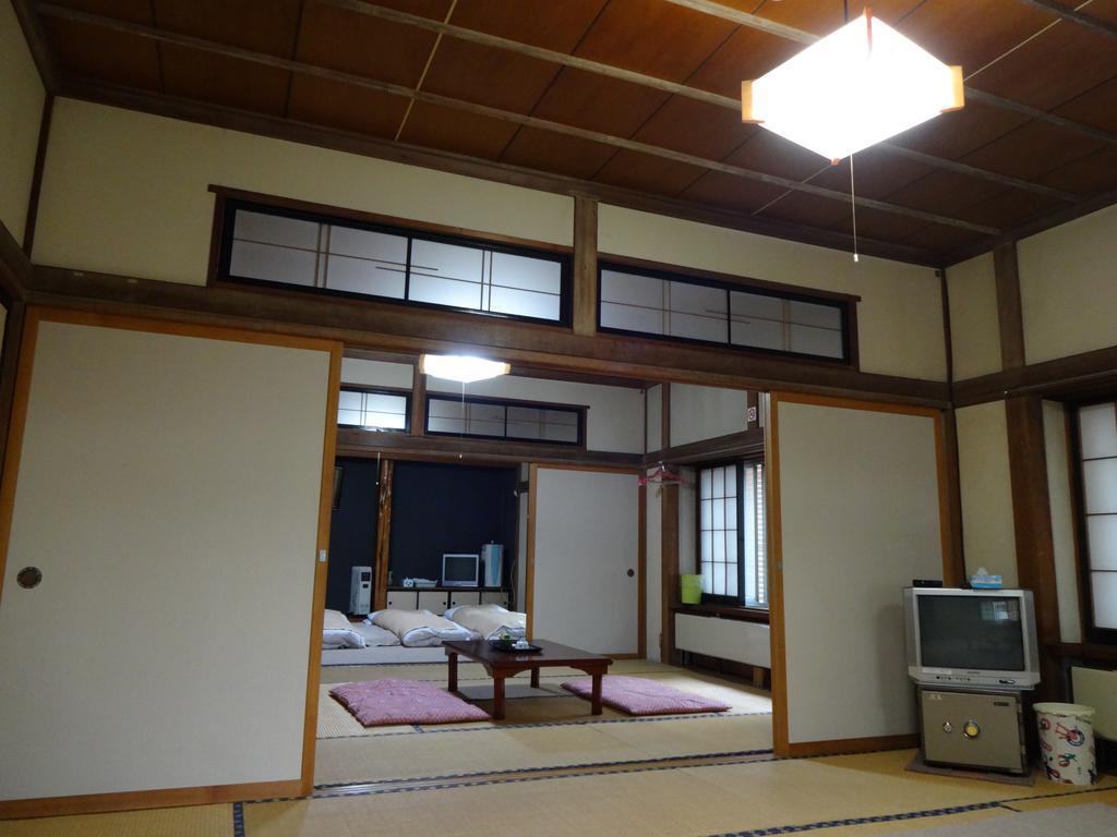 Hakuba Ski-Kan Exterior foto