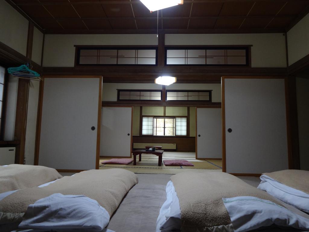Hakuba Ski-Kan Exterior foto